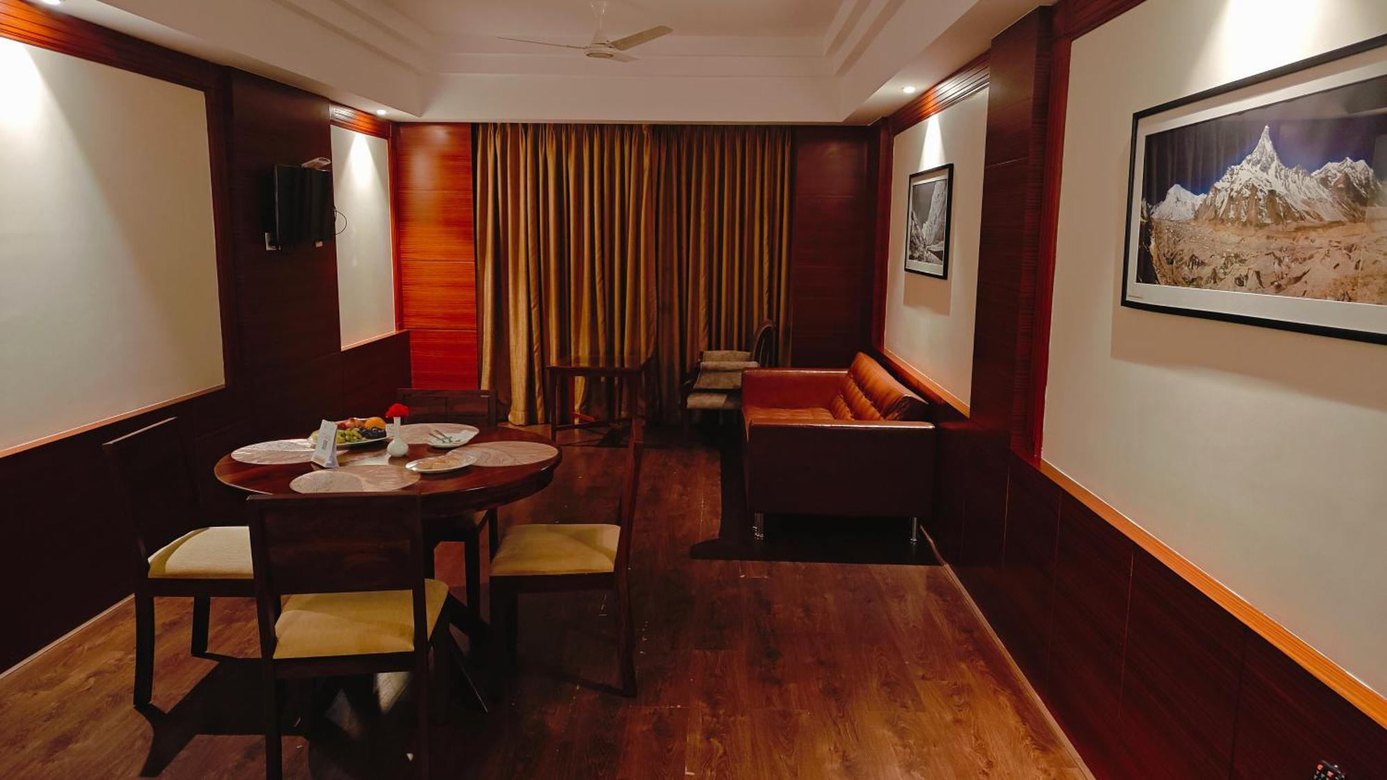 Mm Legacy - A Bergamont Hotel, Kanchipuram Eksteriør billede