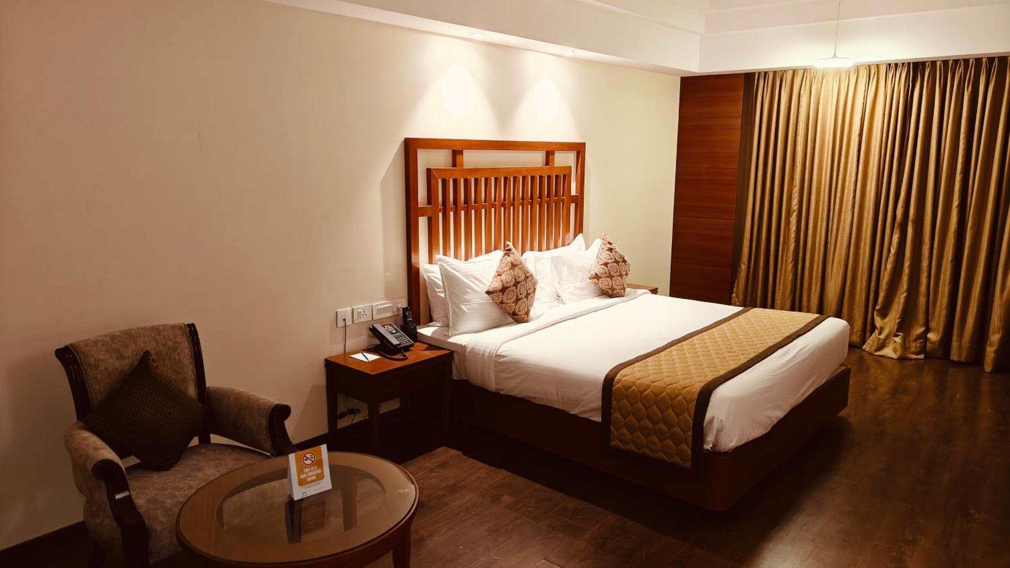 Mm Legacy - A Bergamont Hotel, Kanchipuram Eksteriør billede